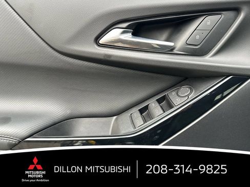 Used 2025 Chevrolet Equinox LT w/ Convenience Package II AWD/4WD image 11