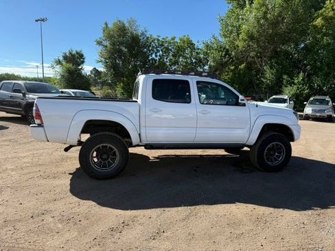 Used 2015 Toyota Tacoma 4x4 Double Cab w/ TRD Sport Package image 6