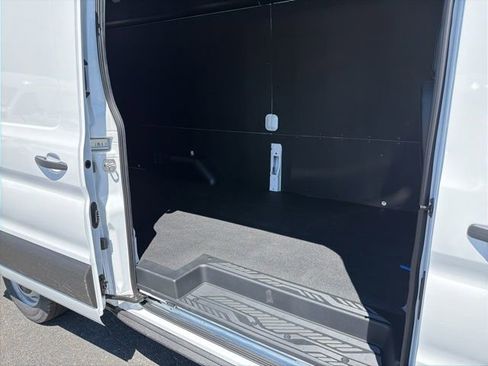 New 2026 Ford Transit 250 148 High Roof Extended w/ Load Area Protection Package RWD image 11