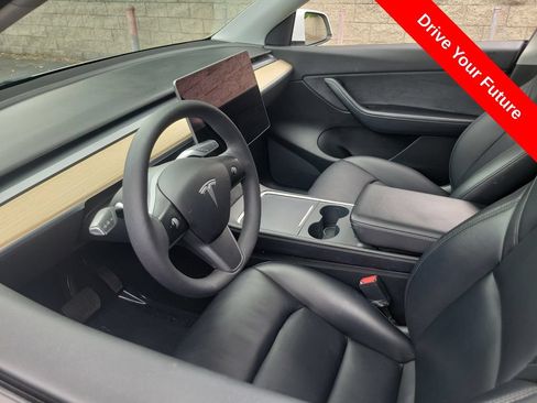 Used 2021 Tesla Model Y Long Range AWD/4WD image 3