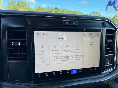 New 2026 Ford F250 Lariat w/ Black Appearance Package image 33