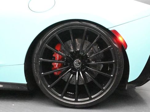 Used 2022 McLaren GT RWD image 46