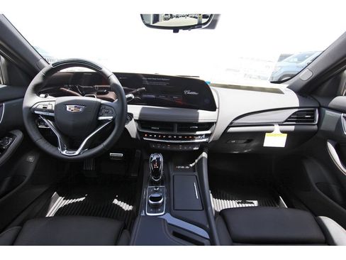 New 2026 Cadillac CT5 V w/ Technology Package AWD/4WD image 9
