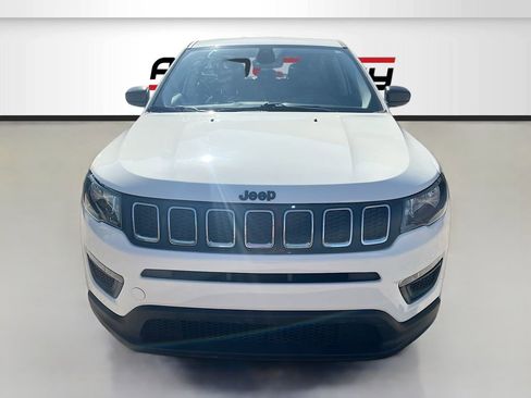 Used 2019 Jeep Compass Sport AWD/4WD image 2