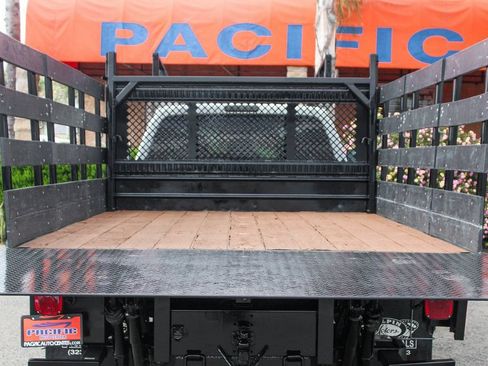 Used 2016 Ford F550 4x4 Crew Cab Super Duty image 8