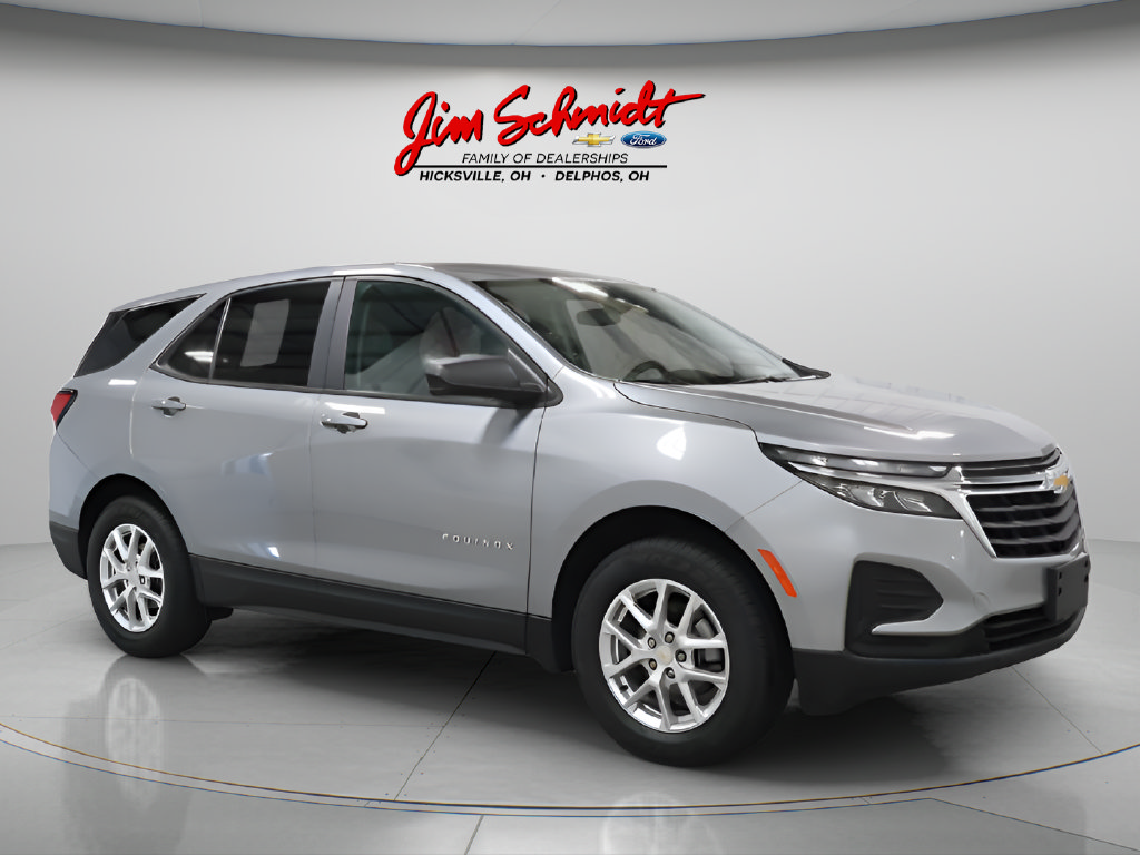 Used 2024 Chevrolet Equinox LS w/ LS Convenience Package AWD/4WD image 1