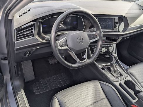 Used 2024 Volkswagen Jetta SE FWD image 26