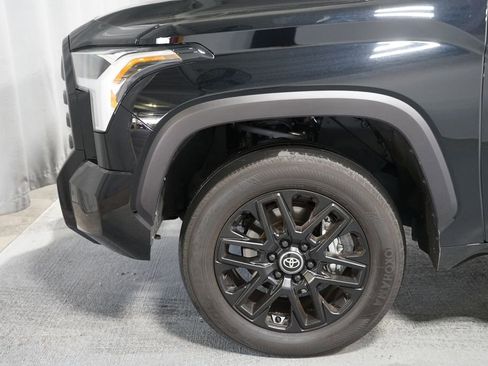 Used 2025 Toyota Tundra Limited w/ Nightshade Package AWD/4WD image 5