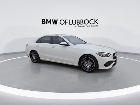 Used 2025 Mercedes-Benz C 300 4MATIC Sedan image 2