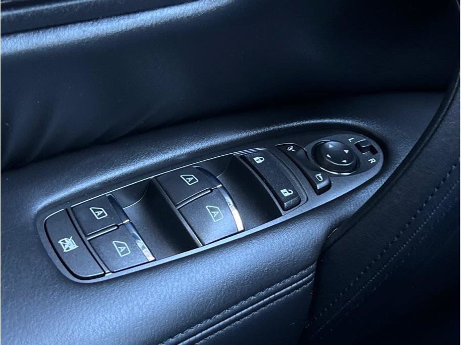 Used 2023 Nissan Armada SV w/ Cargo Package AWD/4WD image 20
