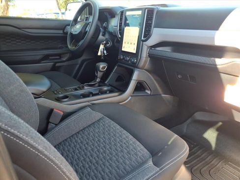Certified 2025 Ford Ranger XL image 11