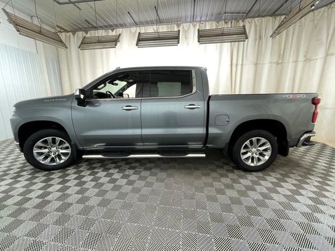 Used 2021 Chevrolet Silverado 1500 LTZ w/ Technology Package AWD/4WD image 22