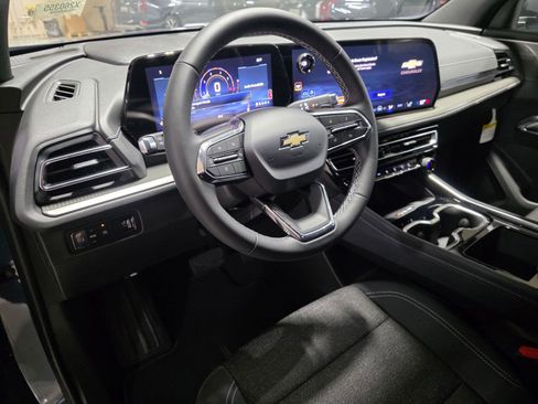 New 2026 Chevrolet Traverse LT image 25