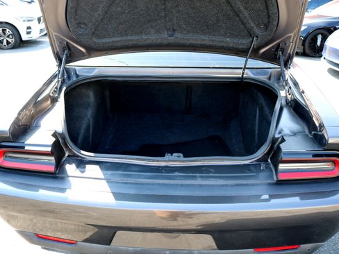 Used 2023 Dodge Challenger R/T w/ Blacktop Package image 33