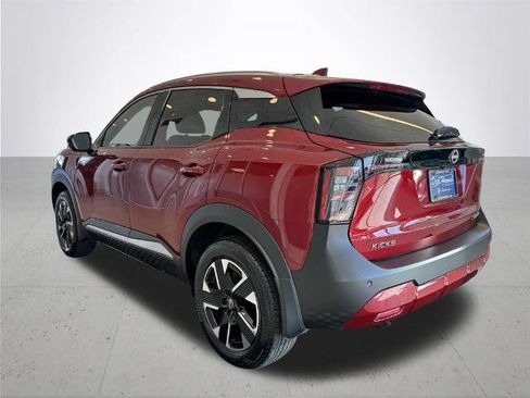 Certified 2025 Nissan Kicks SR AWD/4WD image 11