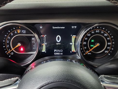 Used 2021 Jeep Gladiator Overland image 35