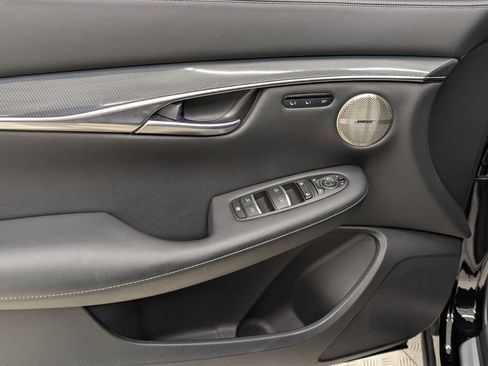 Used 2024 INFINITI QX50 Sport image 11