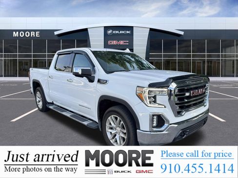Used 2021 GMC Sierra 1500 SLT w/ X31 Off-Road Package AWD/4WD image 1