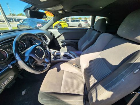 Used 2019 Dodge Challenger R/T image 12