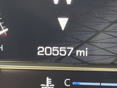 Certified 2024 GMC Sierra 1500 SLT w/ SLT Premium Plus Package AWD/4WD image 5