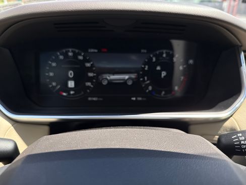 Used 2018 Land Rover Range Rover Sport Supercharged AWD/4WD image 22