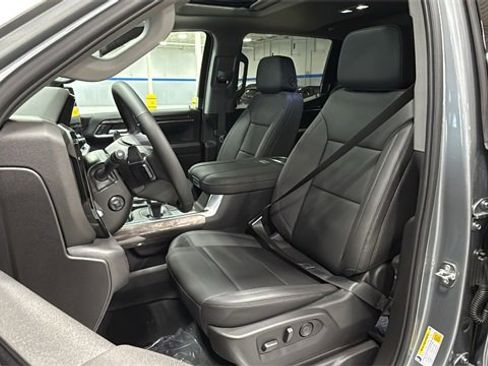New 2026 Chevrolet Silverado 1500 LTZ w/ LTZ Premium Package image 10