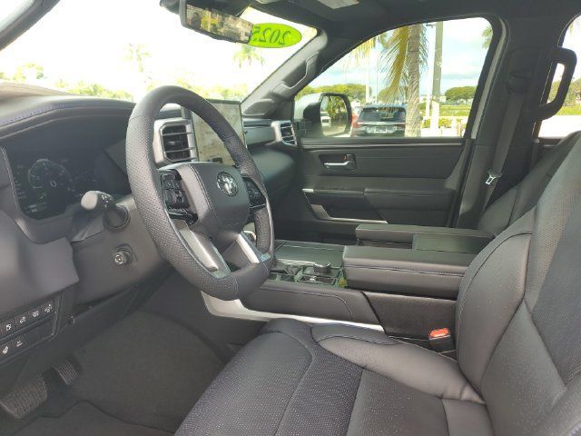 Used 2025 Toyota Sequoia Platinum AWD/4WD image 19