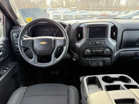 Certified 2022 Chevrolet Silverado 1500 Custom image 20