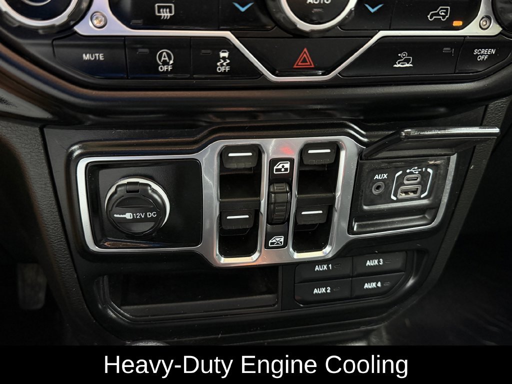 Used 2023 Jeep Gladiator Sport AWD/4WD image 23