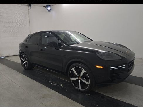 Used 2024 Porsche Cayenne Turbo w/ Premium Package Plus (PP1) AWD/4WD image 1