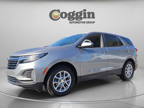 Used 2024 Chevrolet Equinox LT image 1