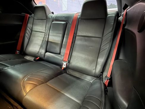 Used 2017 Dodge Challenger SRT Hellcat image 12