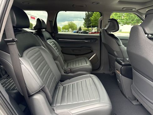 Certified 2024 Kia EV9 Land AWD/4WD image 14