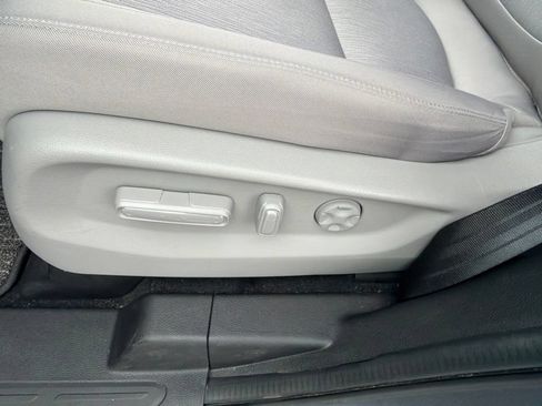 Used 2024 Honda Odyssey EX image 18