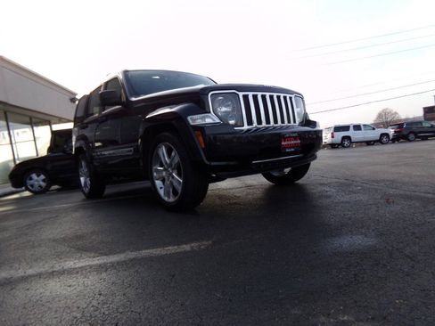 Used 2012 Jeep Liberty Limited Jet w/ Comfort/Convenience Group AWD/4WD image 45