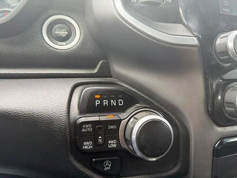 Used 2023 RAM 1500 Big Horn AWD/4WD image 28