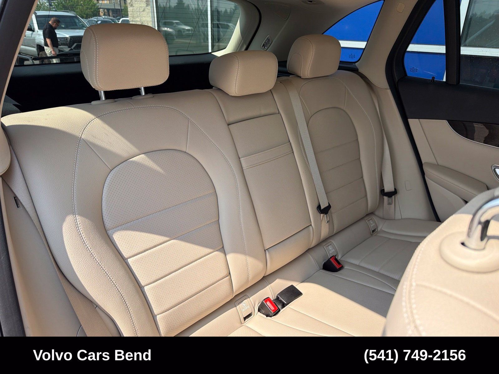 Used 2021 Mercedes-Benz GLC 300 4MATIC image 24