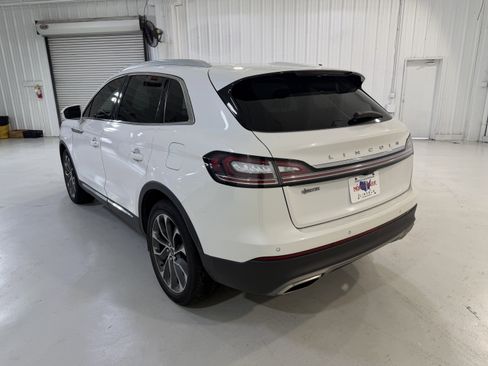 Used 2023 Lincoln Nautilus Reserve FWD image 3