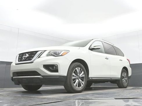 Used 2019 Nissan Pathfinder SL FWD image 29