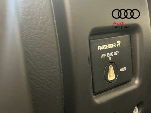 Used 2005 HUMMER H2 SUT w/ Preferred Equipment Group image 32