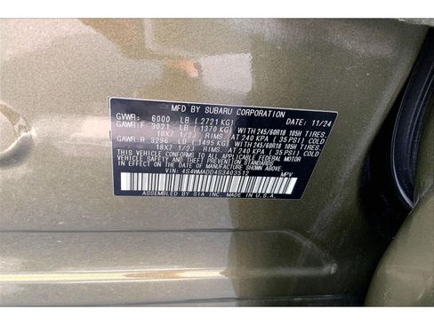 Used 2025 Subaru Ascent Premium AWD/4WD image 32