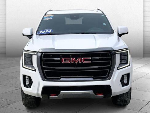 Used 2024 GMC Yukon XL AT4 w/ AT4 Premium Package image 2