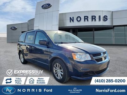 Used 2015 Dodge Grand Caravan SXT w/ UConnect Hands-Free Group