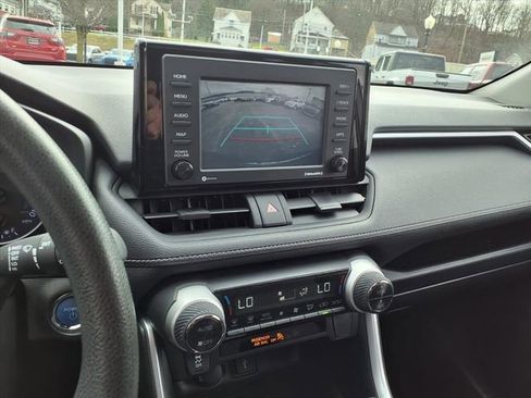 Used 2020 Toyota RAV4 XLE w/ Convenience Package image 26