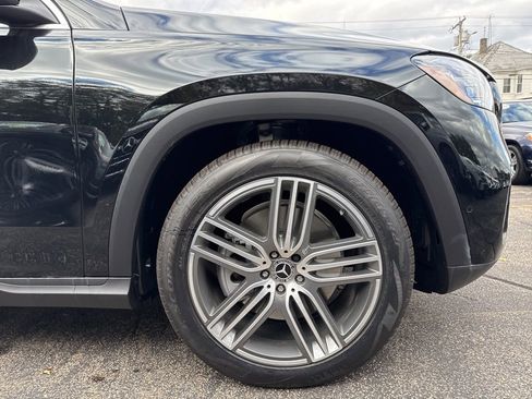 New 2026 Mercedes-Benz GLS 450 4MATIC image 11