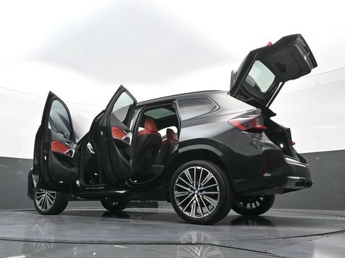 Used 2023 BMW X1 xDrive28i w/ Premium Package AWD/4WD image 41