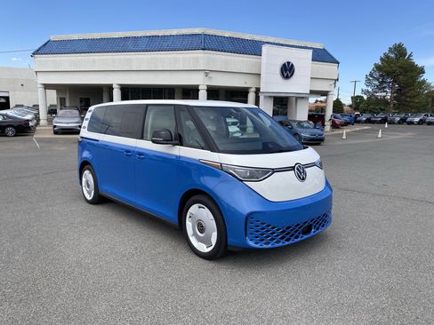 Used 2025 Volkswagen ID. Buzz 1st Edition AWD/4WD image 4