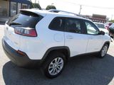 Used 2020 Jeep Cherokee Latitude image 4