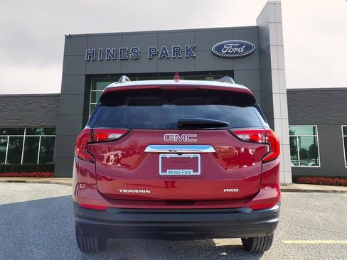 Used 2021 GMC Terrain SLE w/ Driver Convenience Package image 6