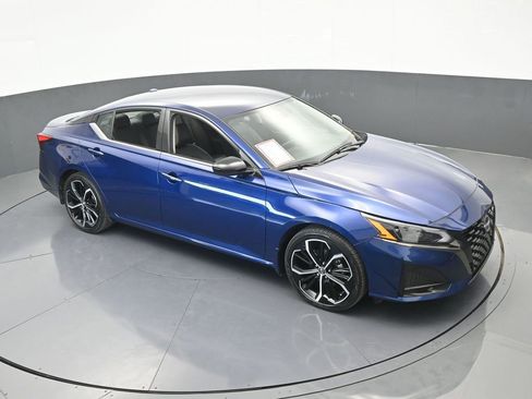 Used 2024 Nissan Altima 2.5 SR image 52